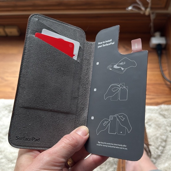 Genuine leather phone case - compatible to iPhone 12 Pro Max - Picture 5 of 6